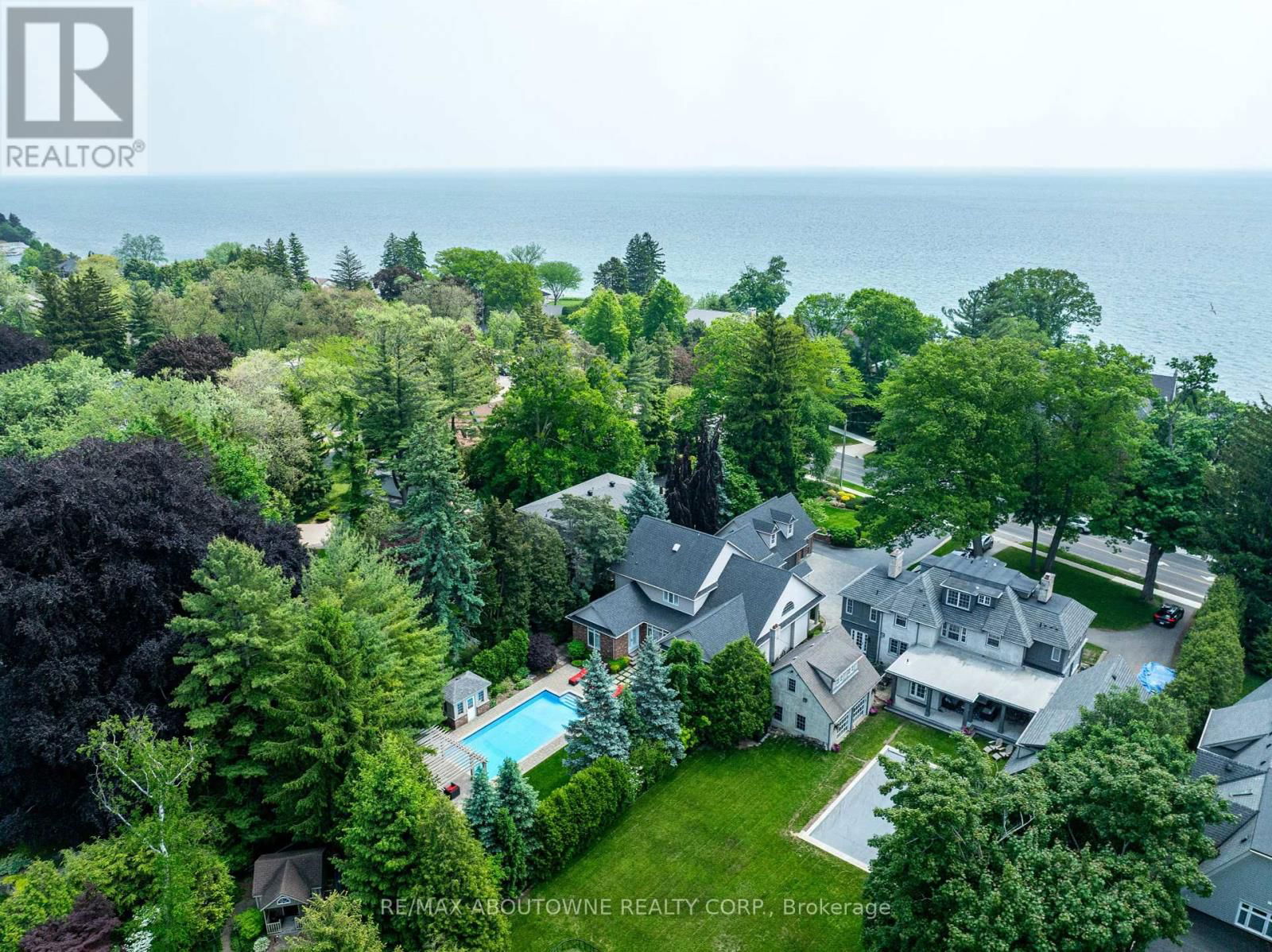 3105 LAKESHORE ROAD Image 41