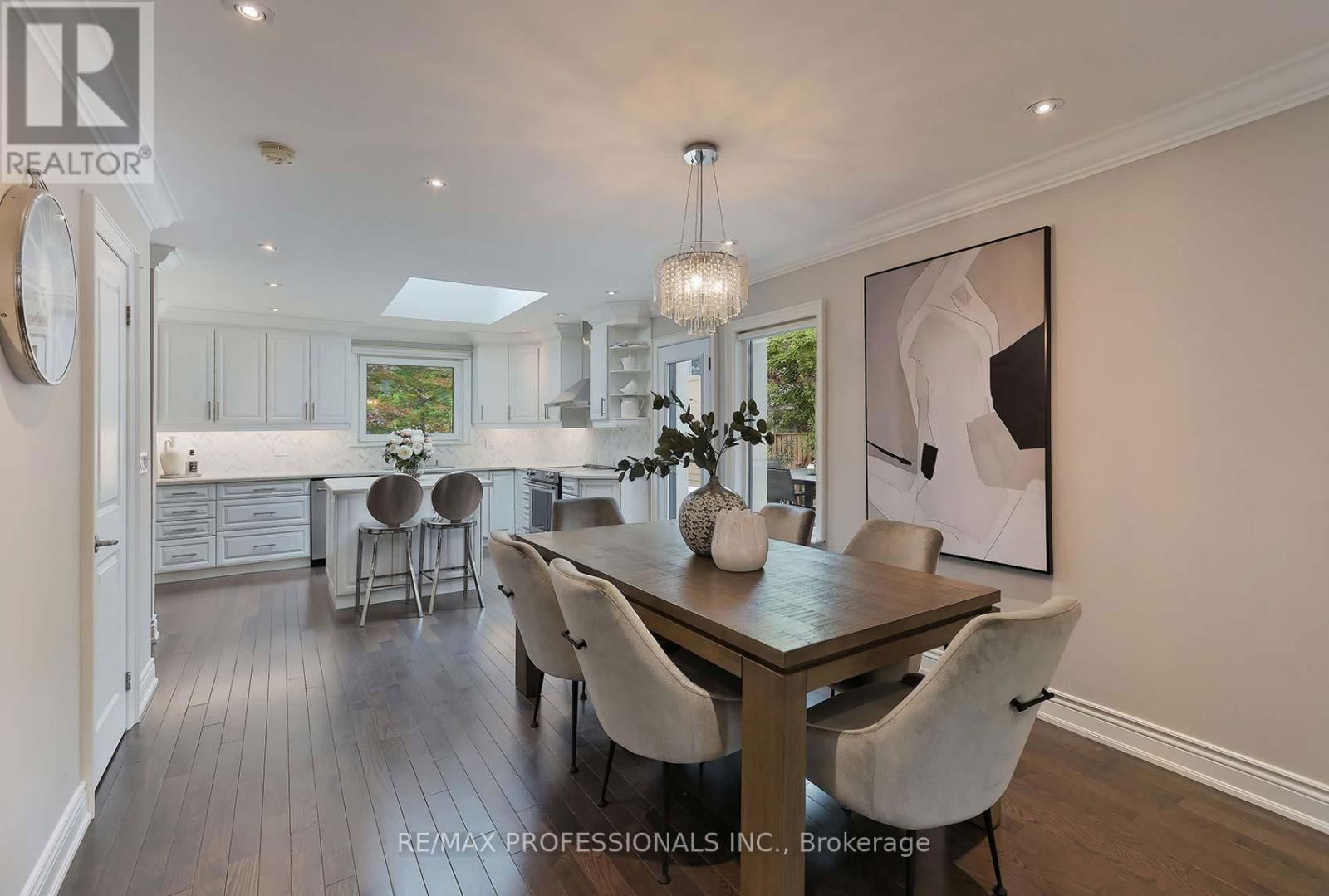 14 AYMARN COURT Image 11