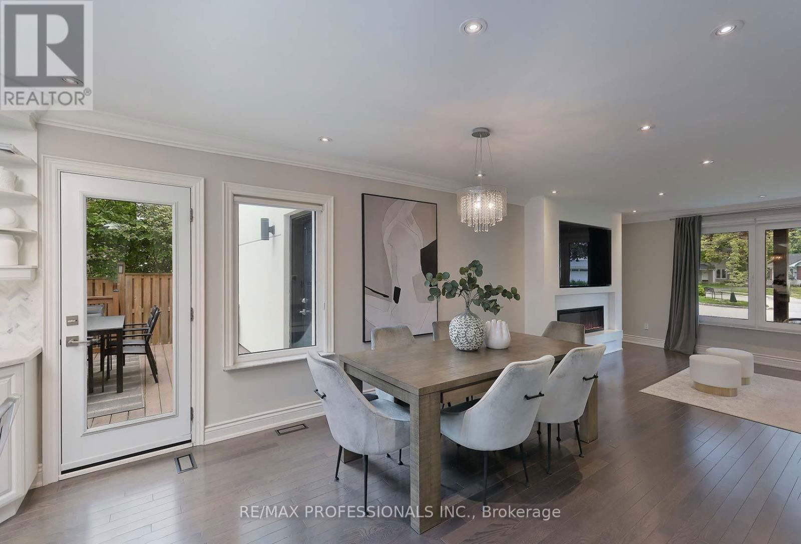 14 AYMARN COURT Image 12