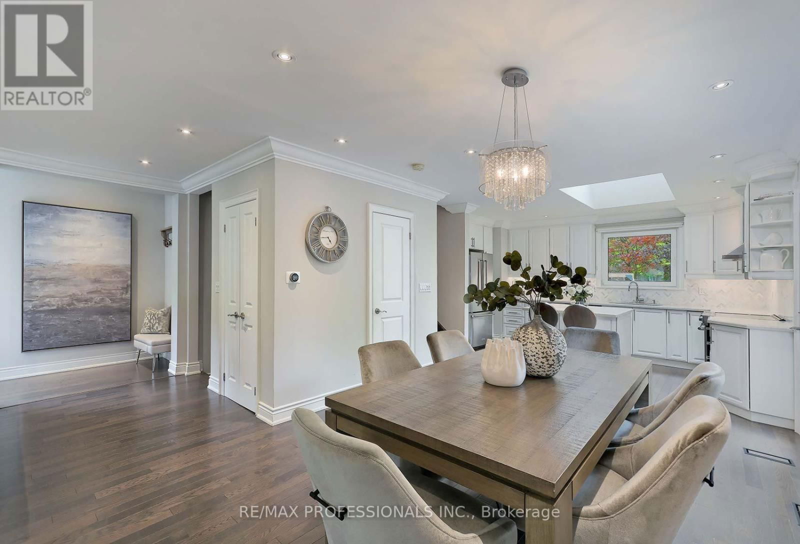 14 AYMARN COURT Image 13