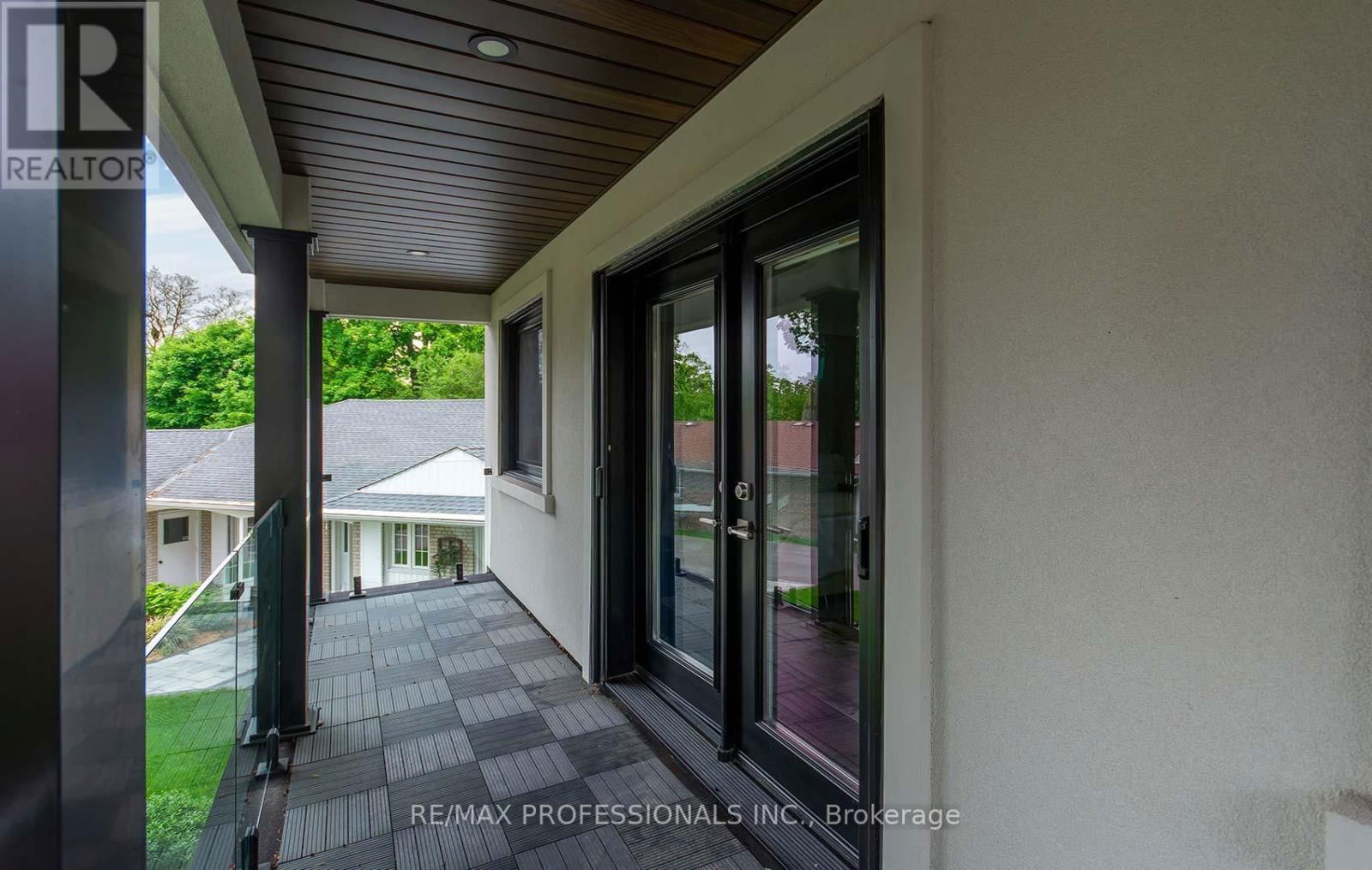 14 AYMARN COURT Image 18