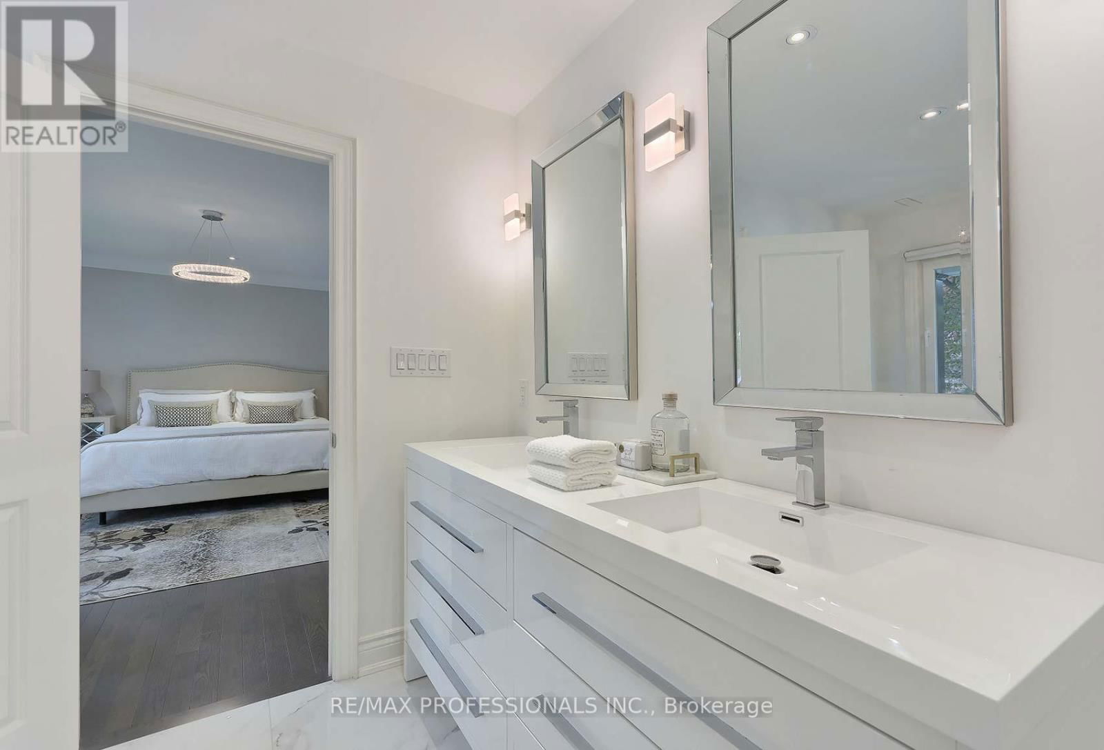 14 AYMARN COURT Image 21