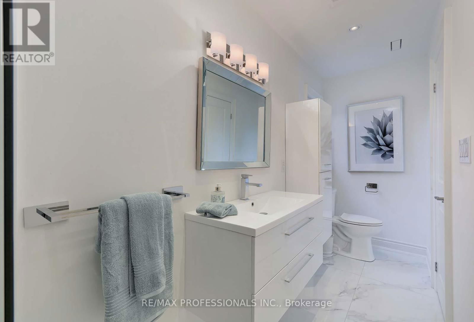 14 AYMARN COURT Image 25