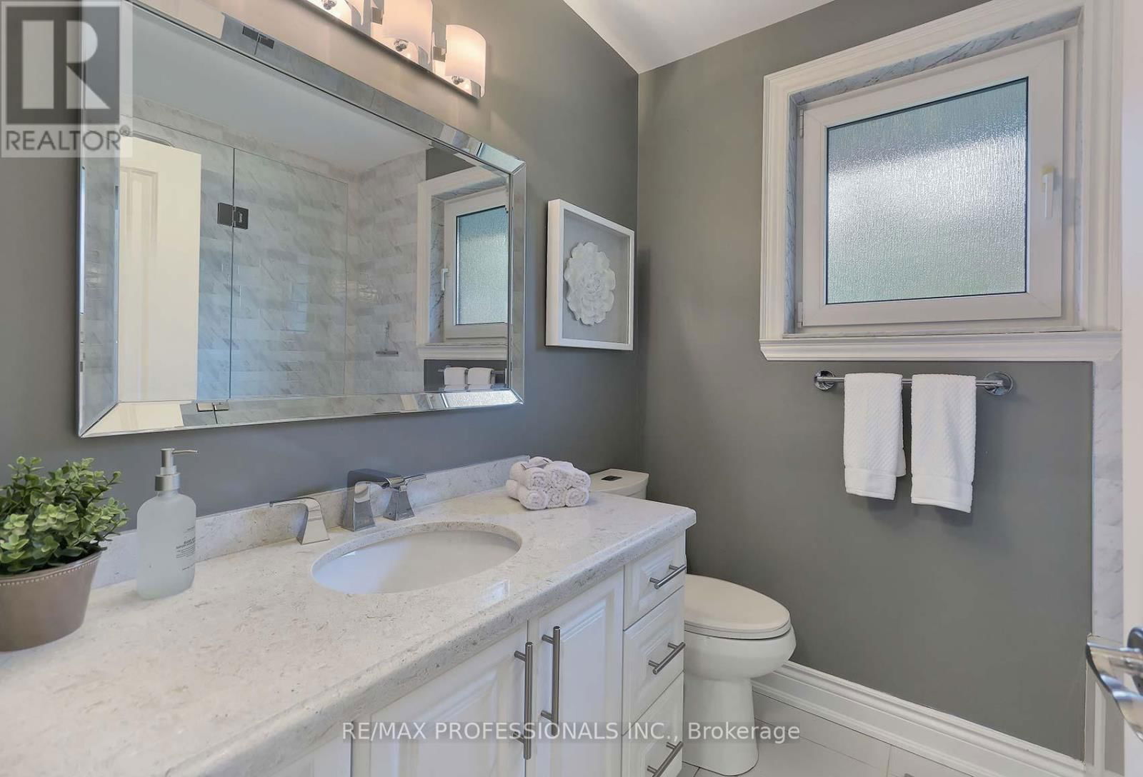 14 AYMARN COURT Image 30