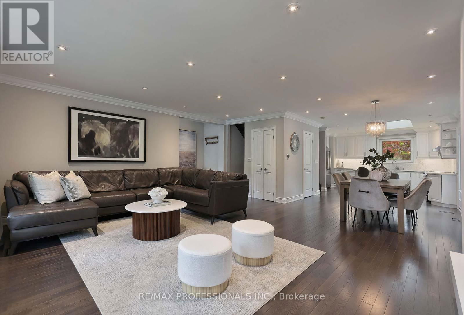 14 AYMARN COURT Image 5