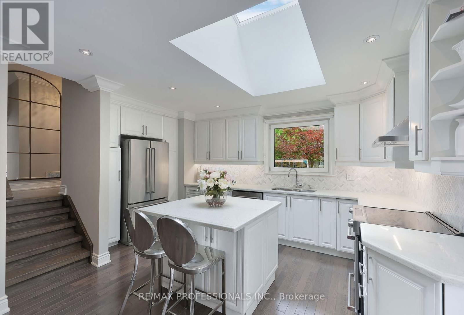 14 AYMARN COURT Image 7