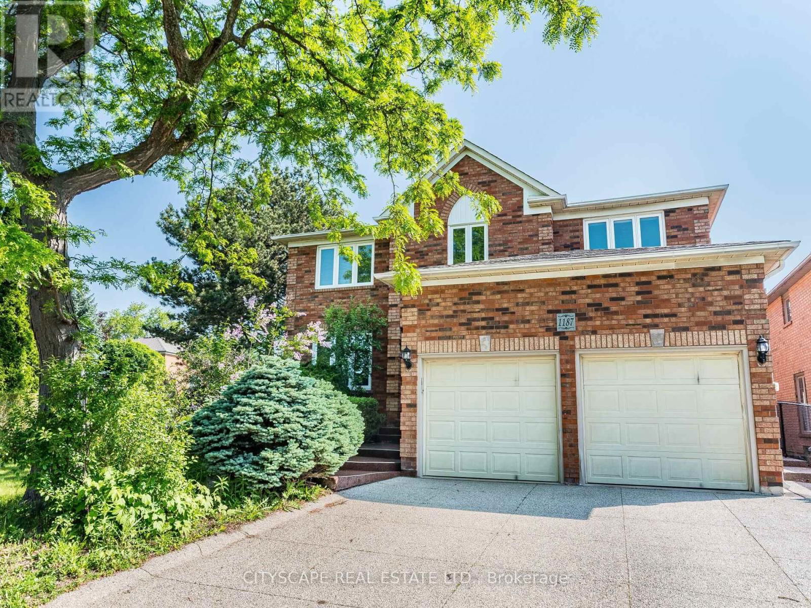 1187 GILES GATE Image 2