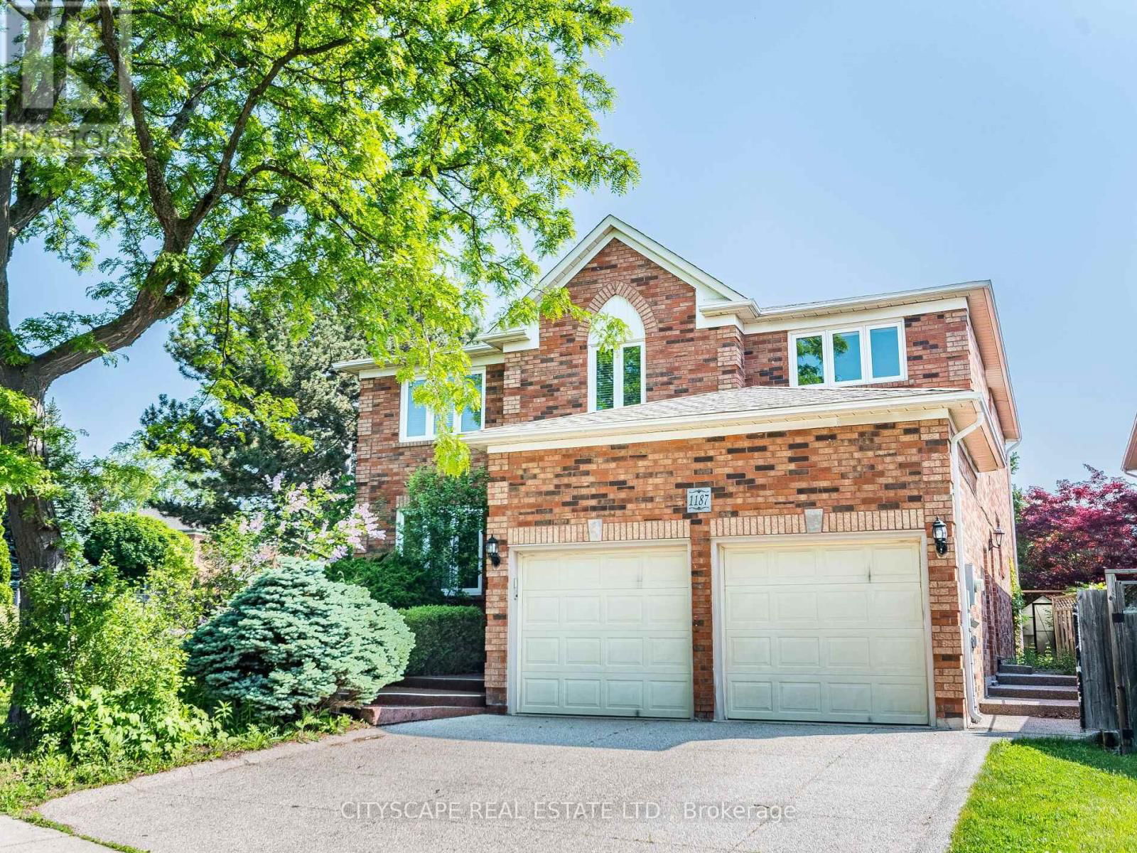 1187 GILES GATE Image 8