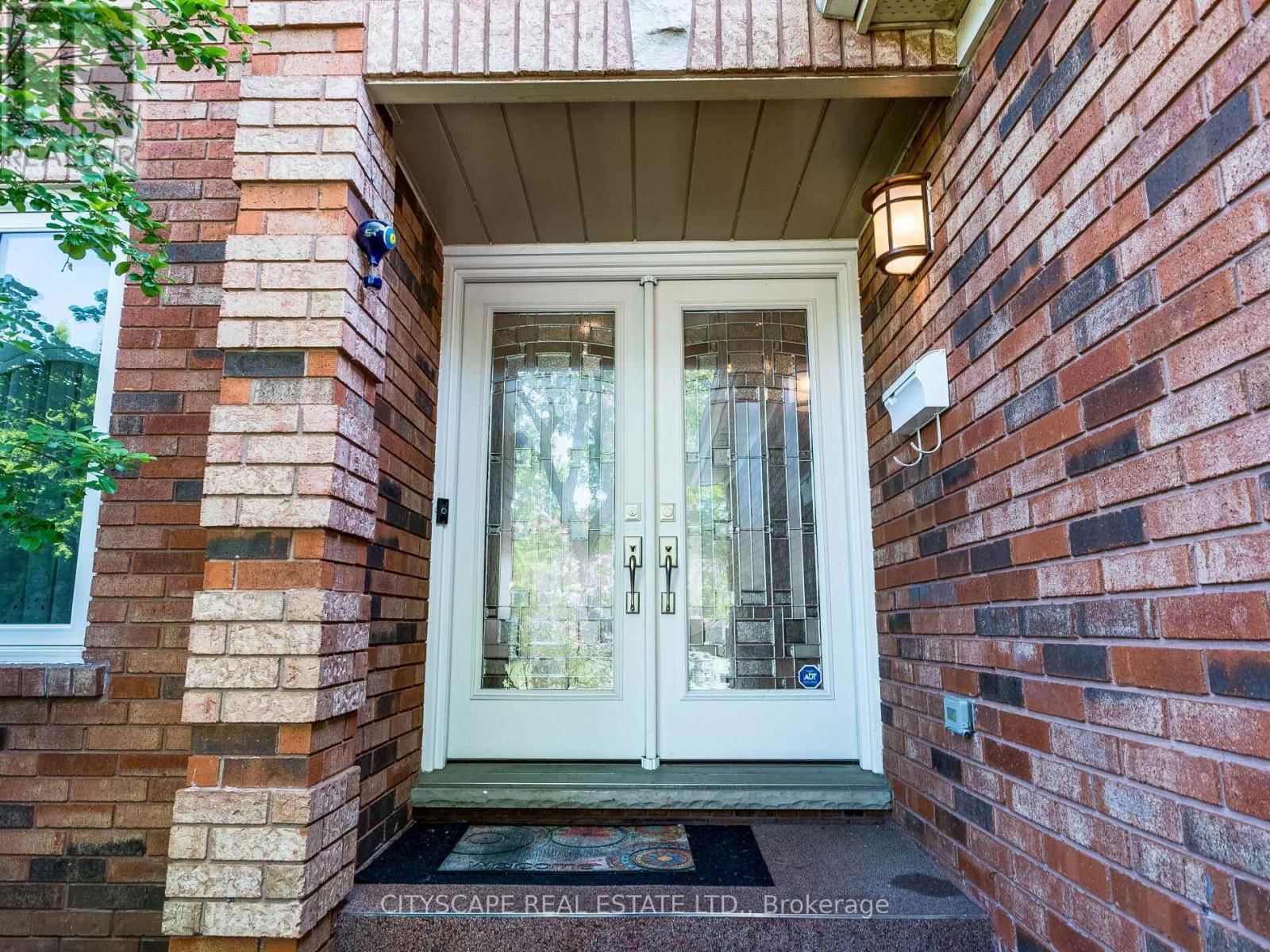 1187 GILES GATE Image 9