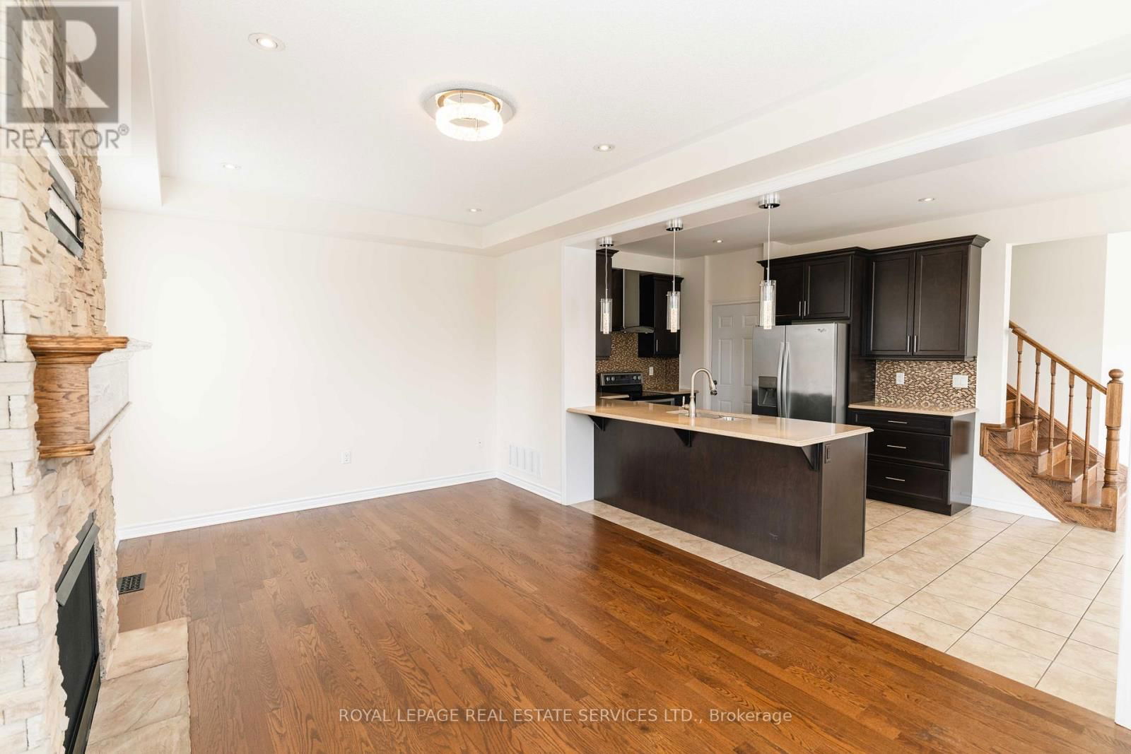 974 PENSON CRESCENT Image 20