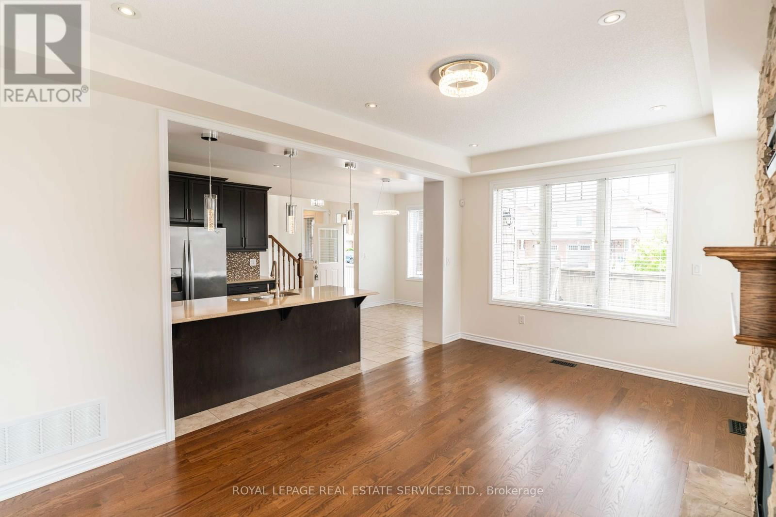 974 PENSON CRESCENT Image 21