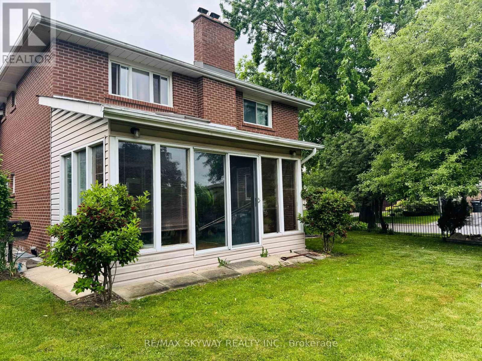 15 MAIDSTONE CRESCENT Image 7