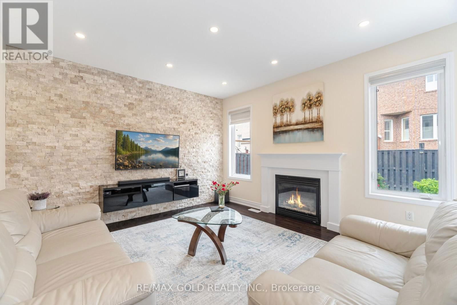 82 SEASCAPE CRESCENT Image 11