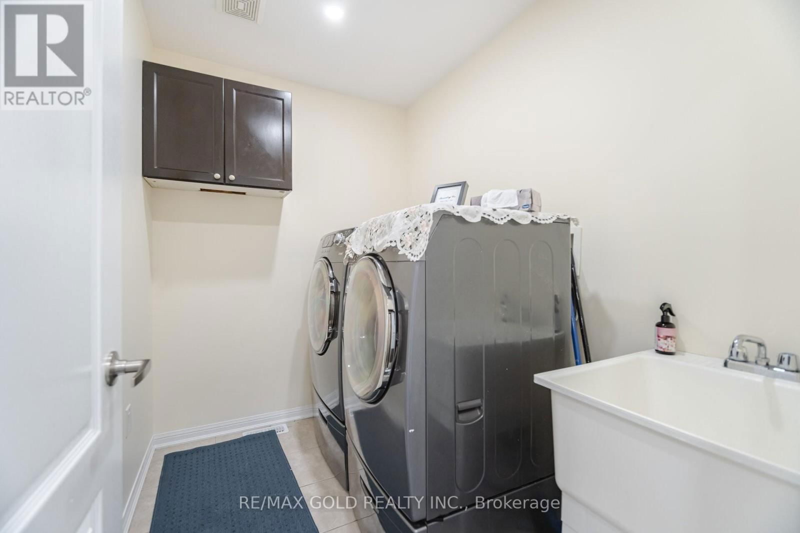 82 SEASCAPE CRESCENT Image 19
