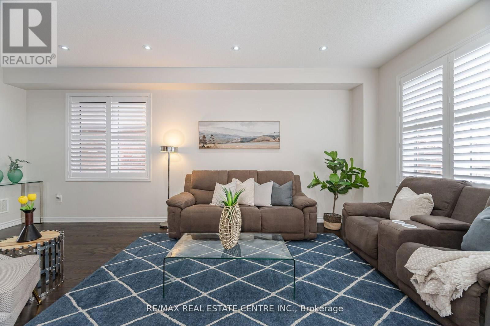 48 ENFORD CRESCENT Image 10
