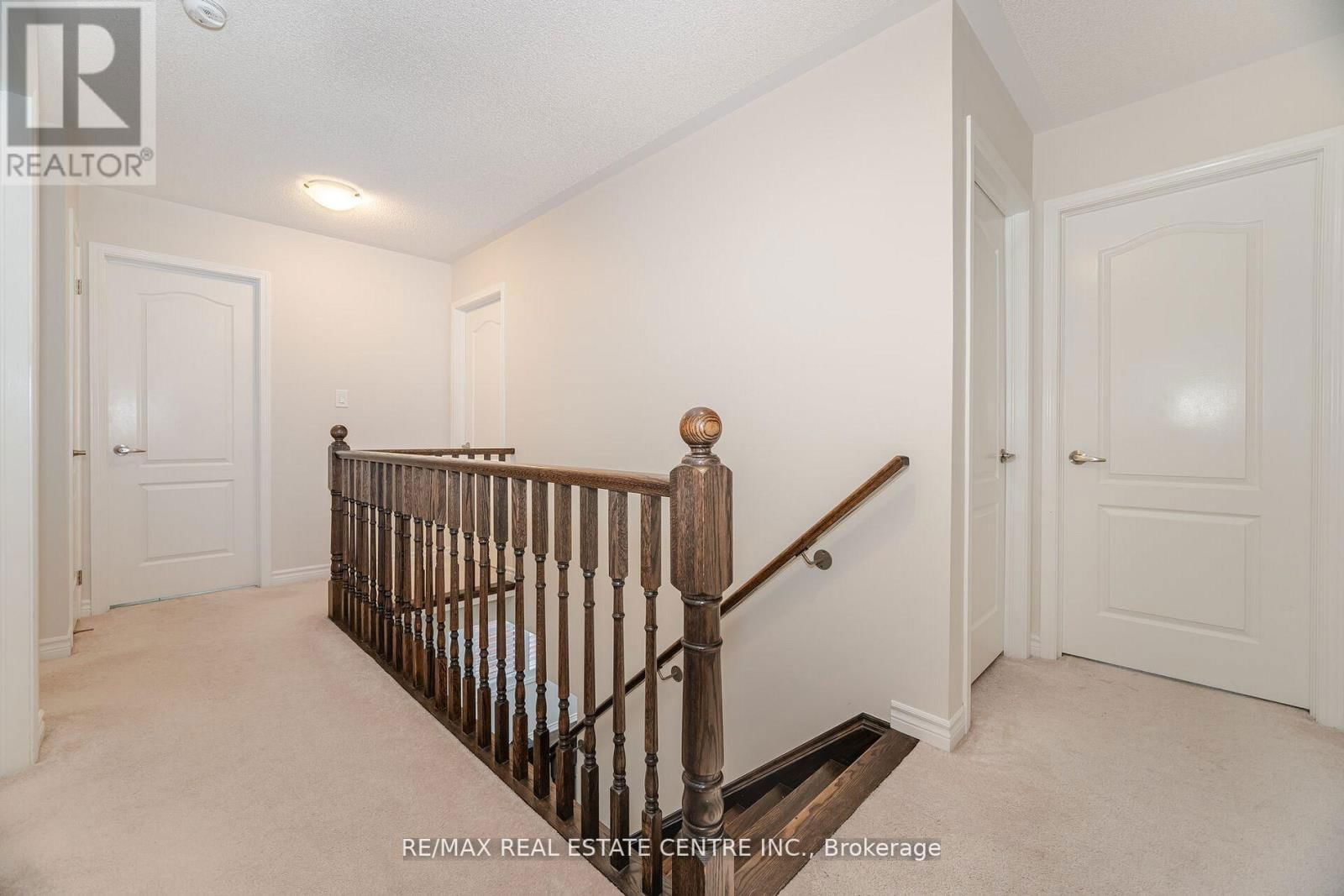 48 ENFORD CRESCENT Image 22