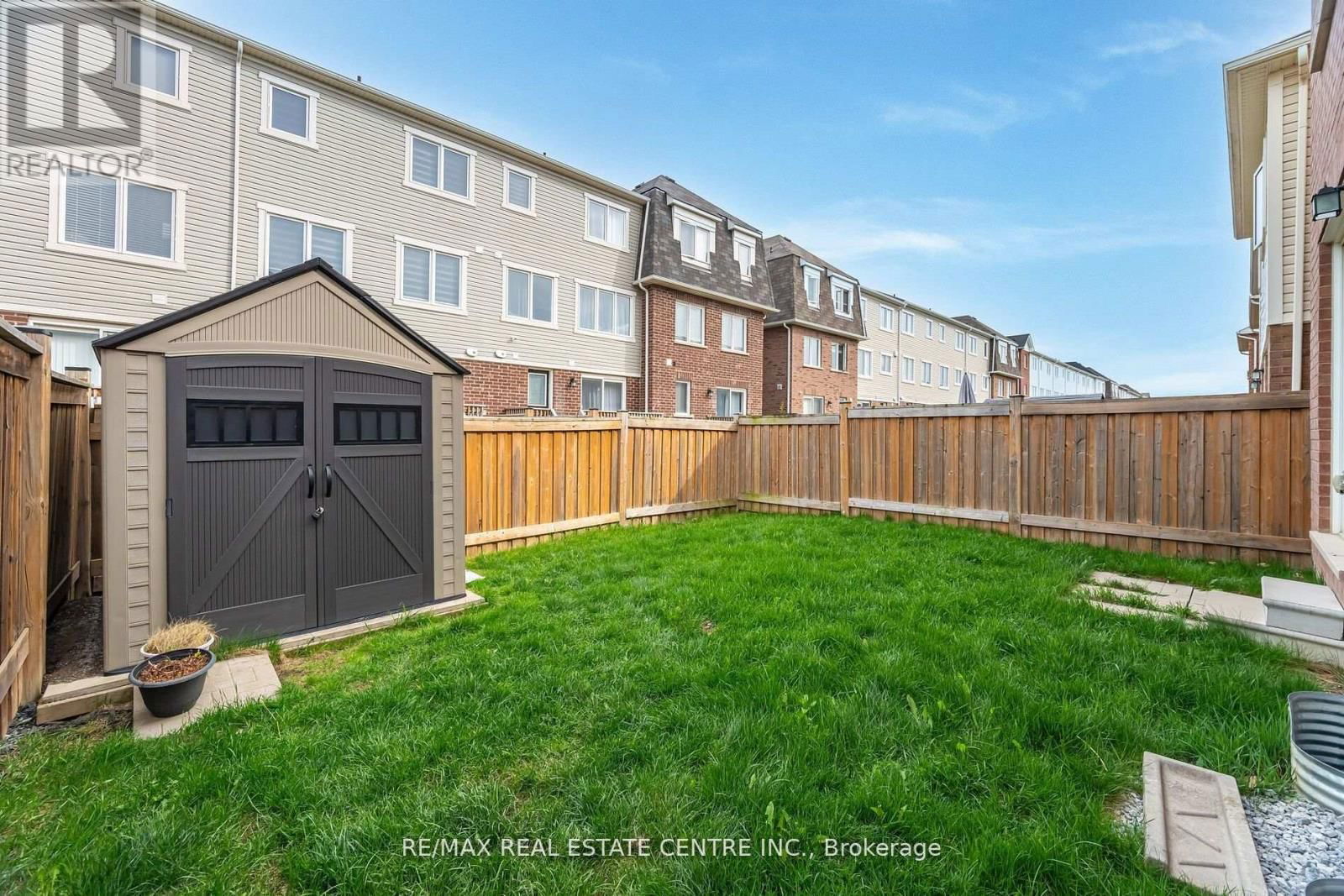 48 ENFORD CRESCENT Image 48