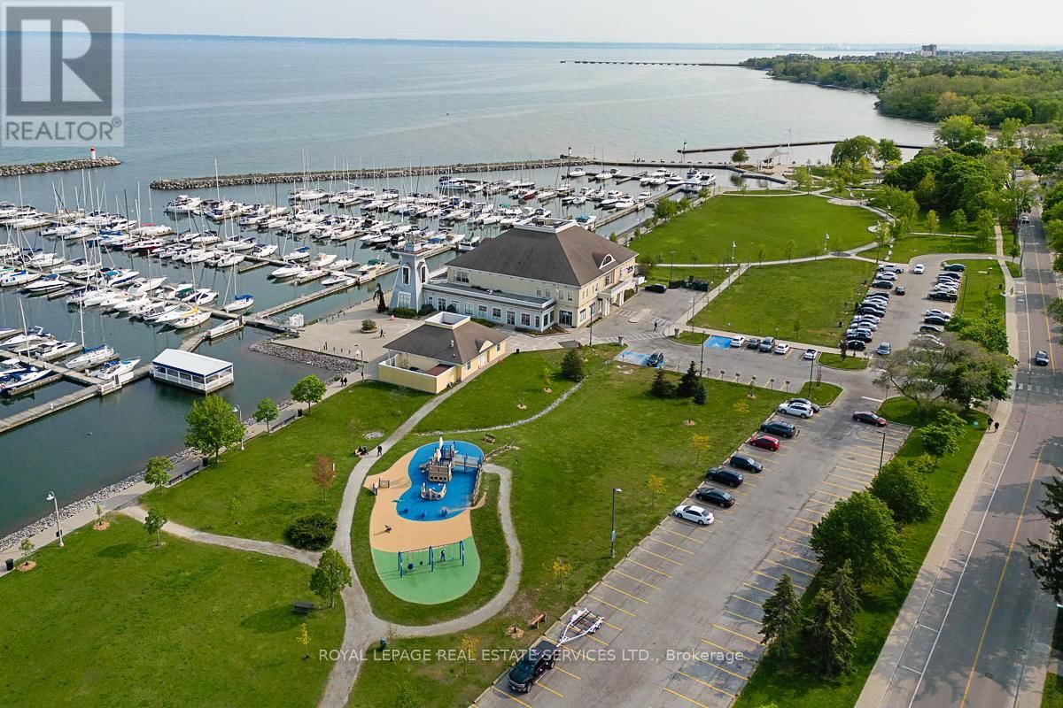 808 - 2263 MARINE DRIVE Image 29