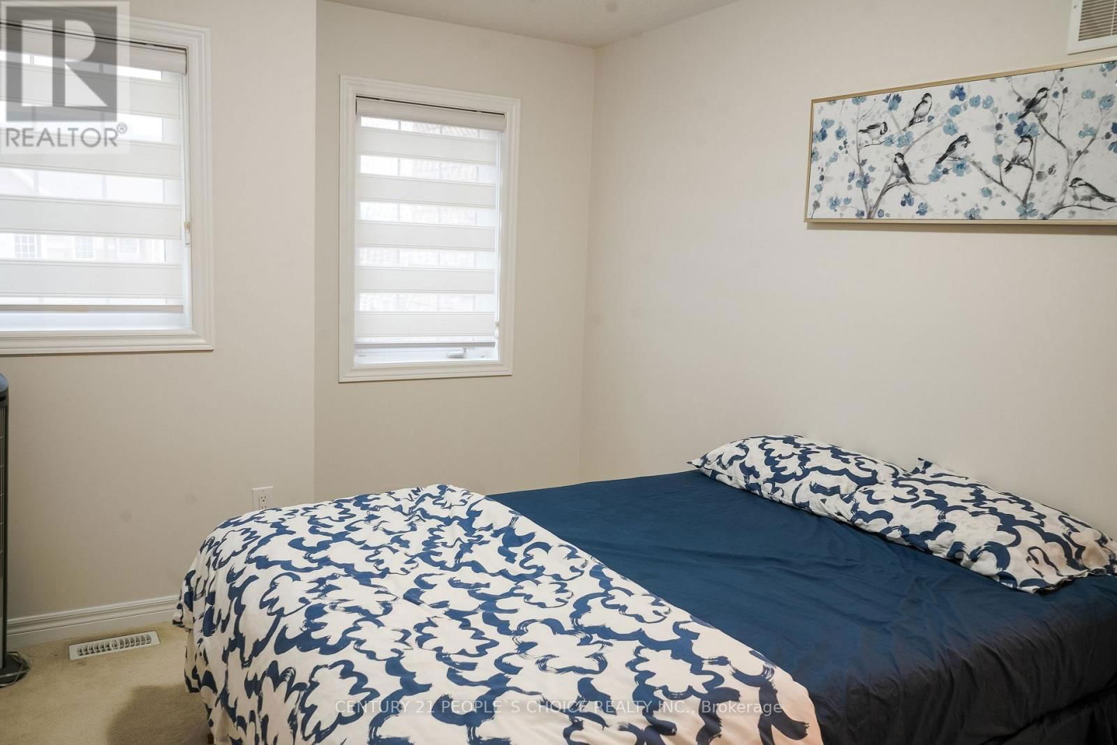 4 KEMPSFORD CRESCENT Image 21