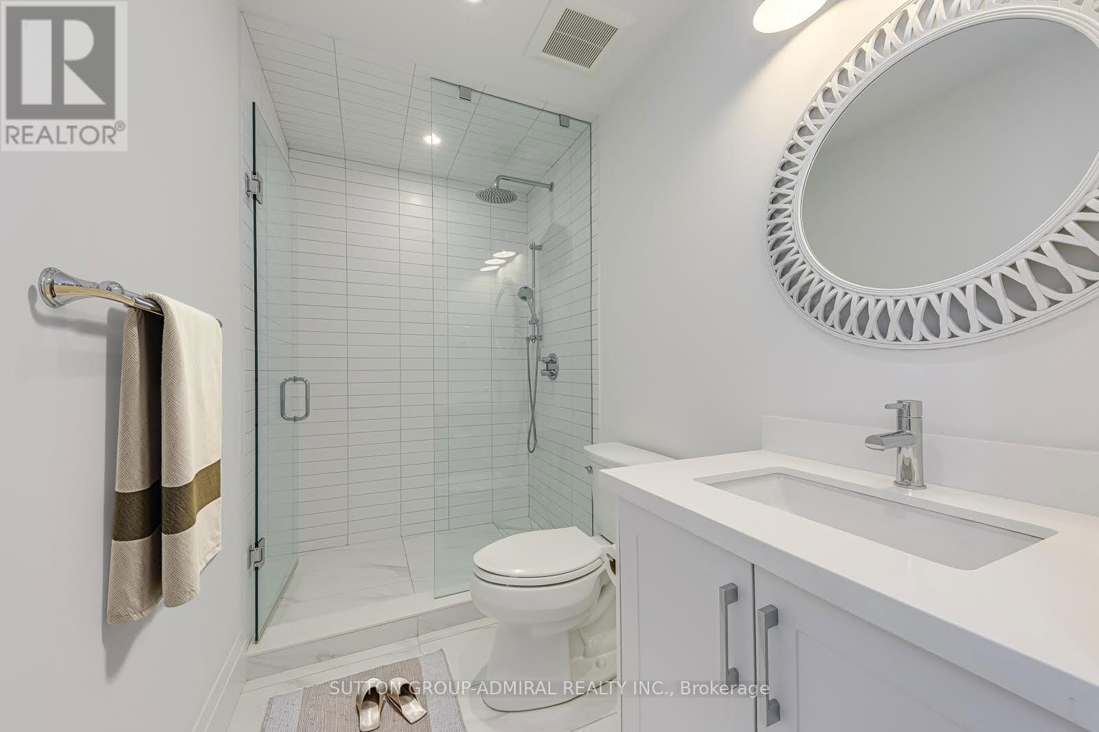 1026 ROOSEVELT ROAD Image 17