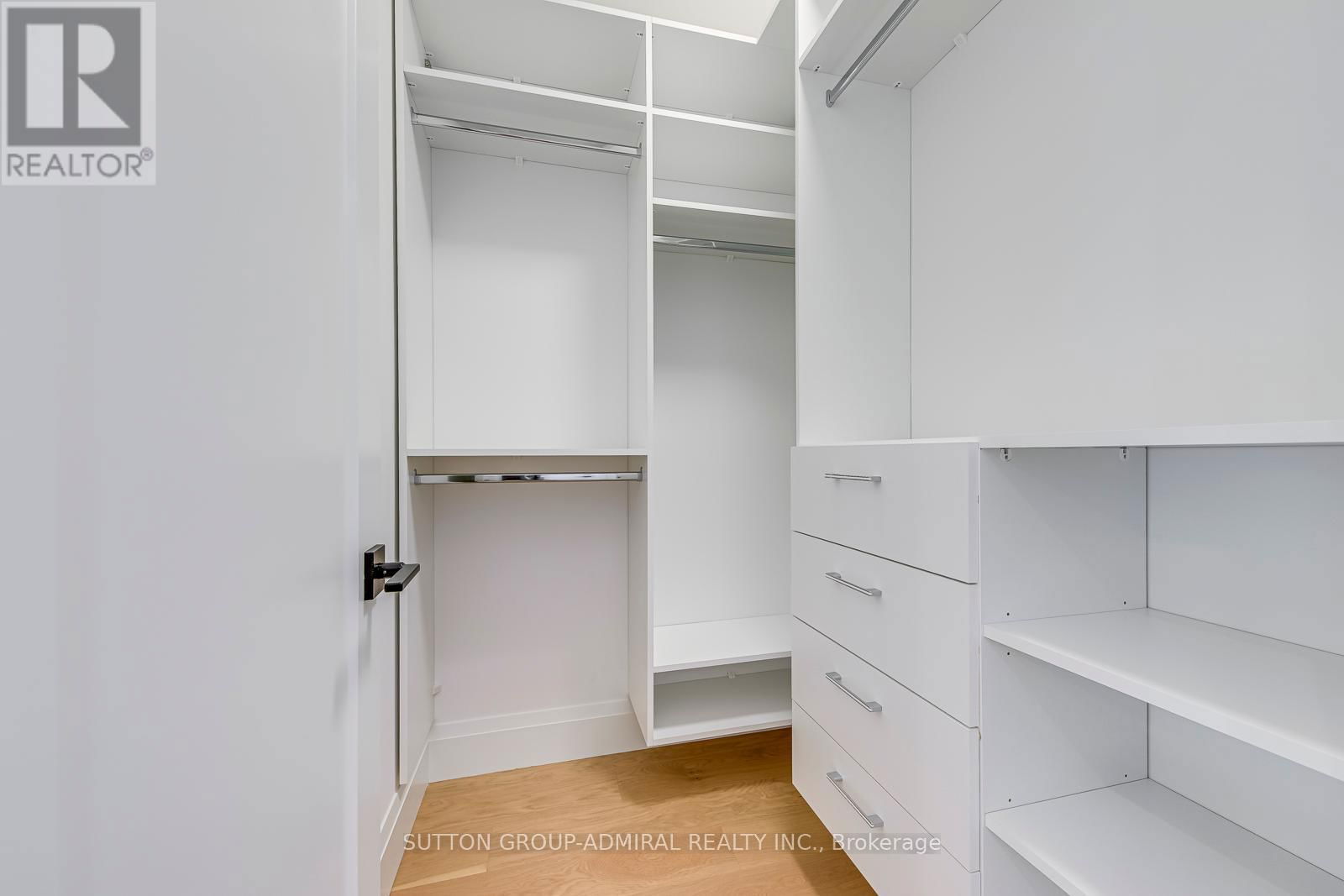 1026 ROOSEVELT ROAD Image 29