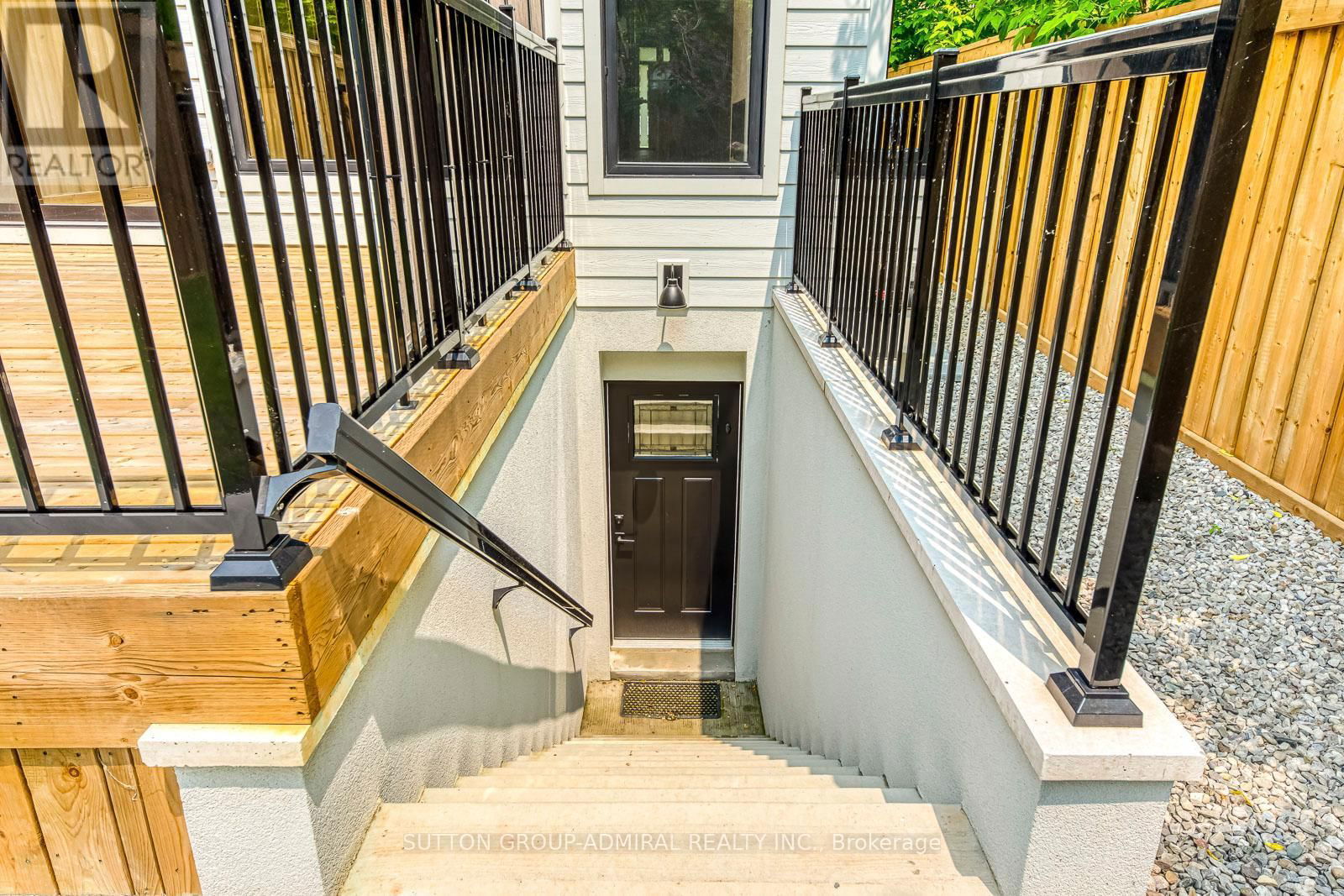 1026 ROOSEVELT ROAD Image 36