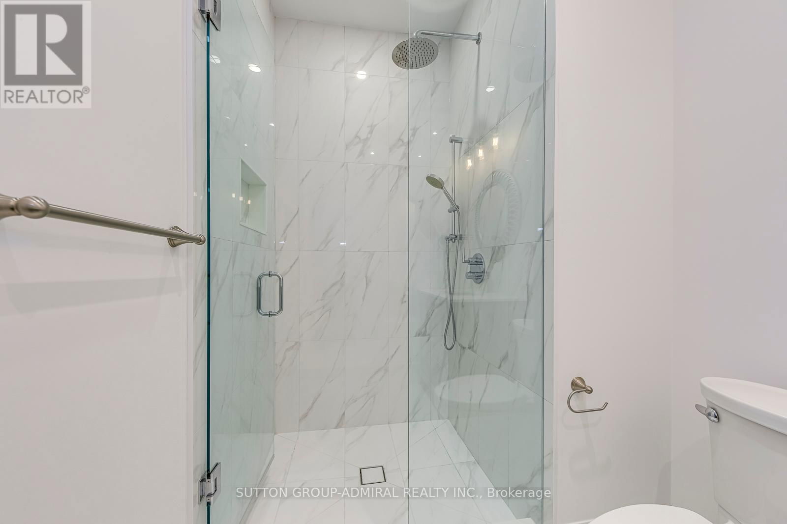 1026 ROOSEVELT ROAD Image 44