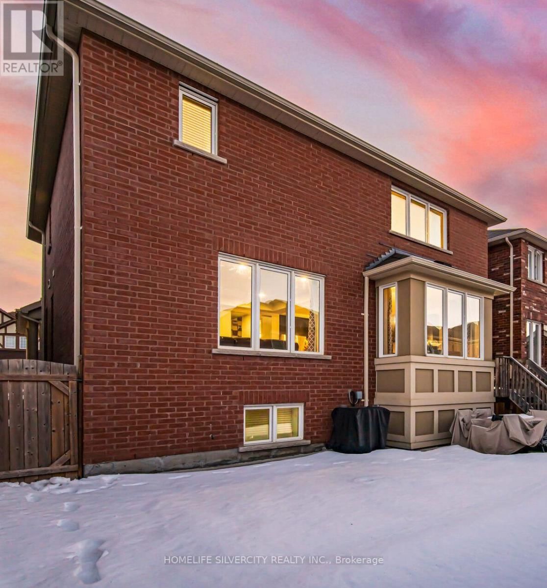 13 FENCHURCH DRIVE Image 34