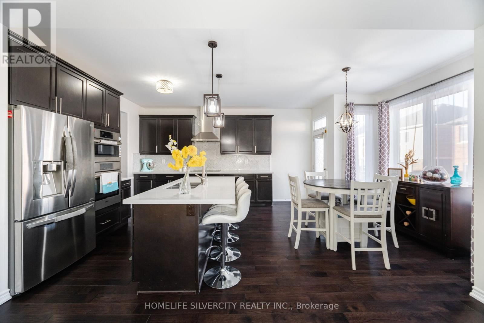 13 FENCHURCH DRIVE Image 7