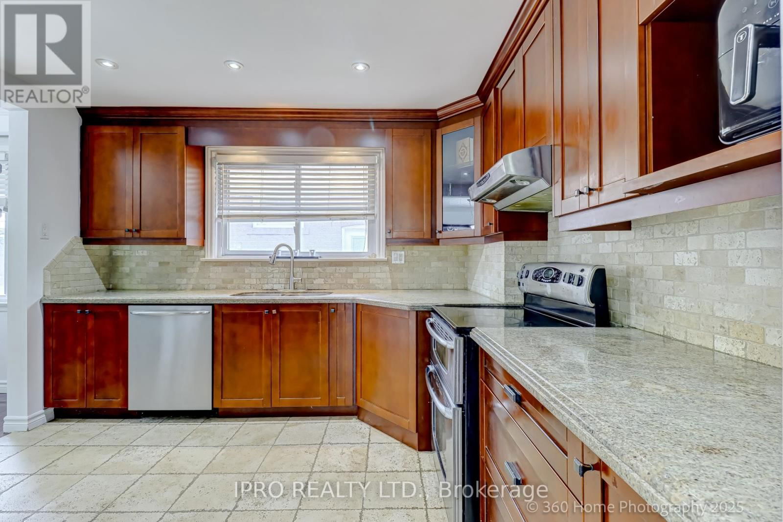 40 CARSBROOKE ROAD Image 10