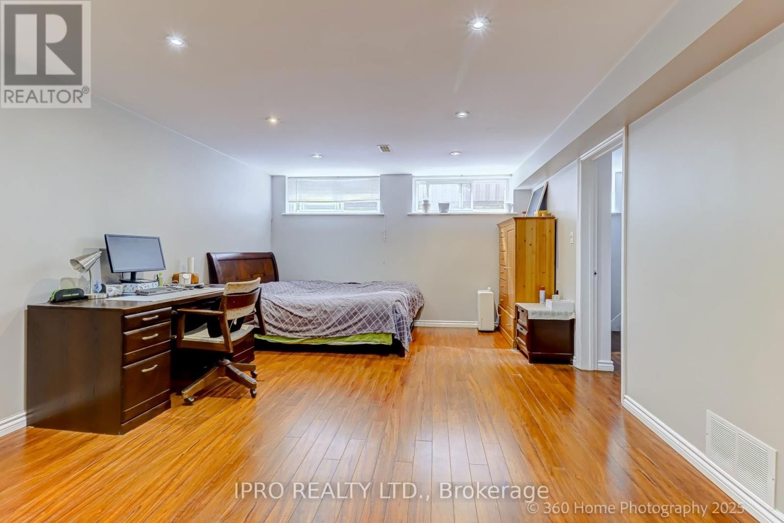 40 CARSBROOKE ROAD Image 17