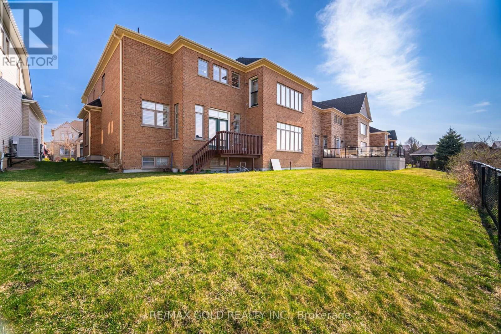 40 VESPAHILLS CRESCENT Image 31