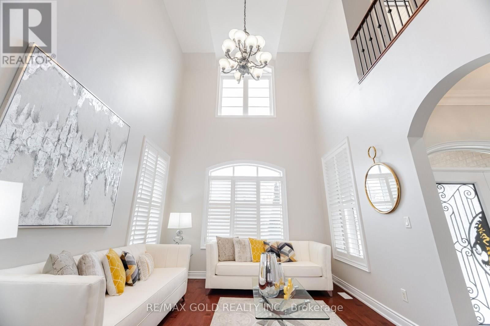 40 VESPAHILLS CRESCENT Image 4