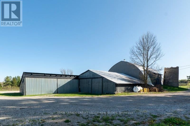 15719 SHAWS CREEK ROAD Image 32