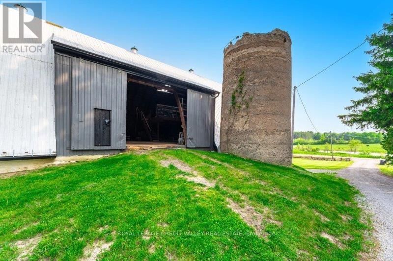 15719 SHAWS CREEK ROAD Image 34