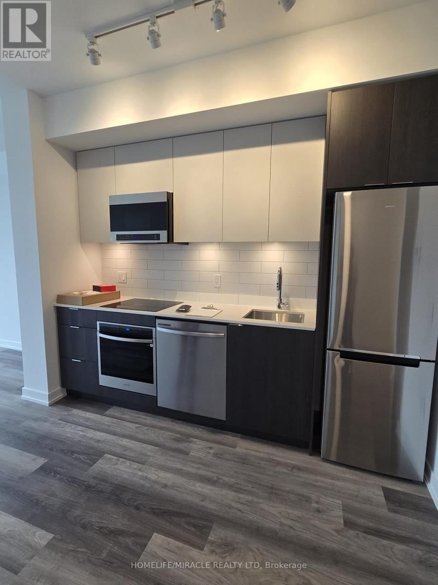 314 - 6 CHARTWELL ROAD Image 3