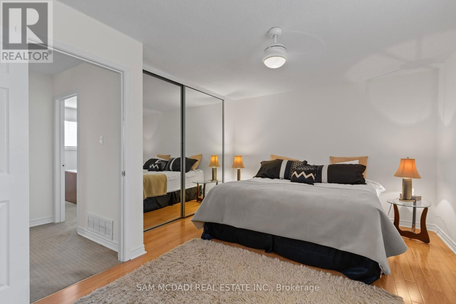 44 MADRID CRESCENT Image 15