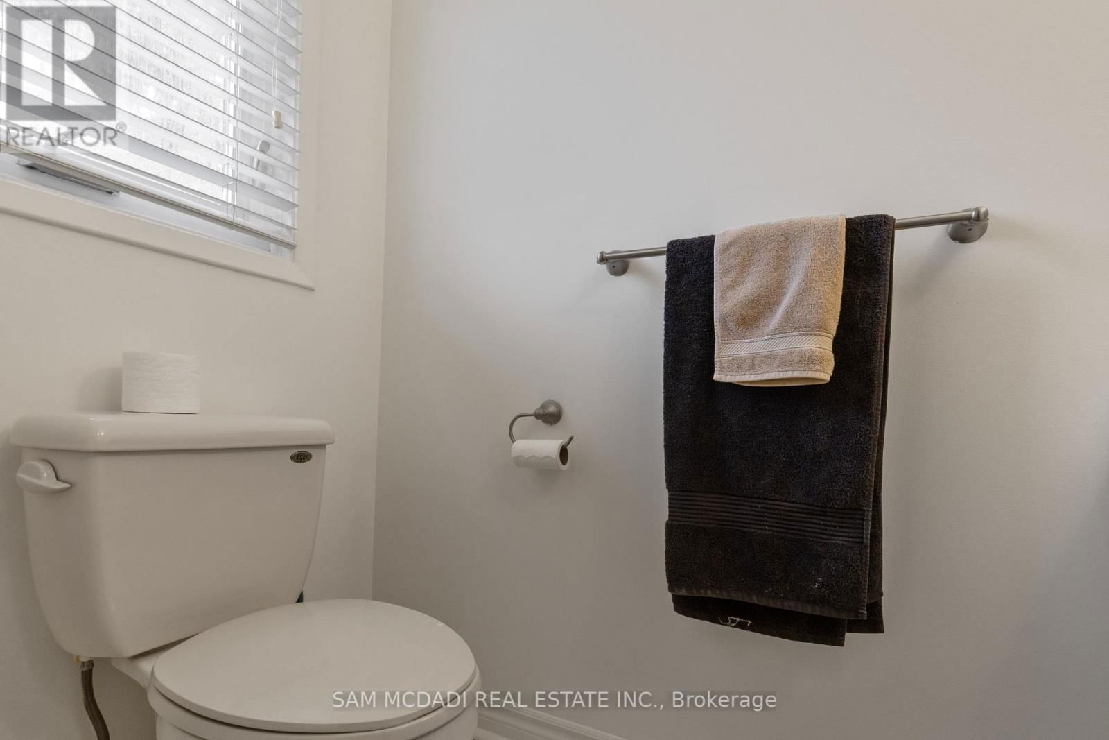 44 MADRID CRESCENT Image 18