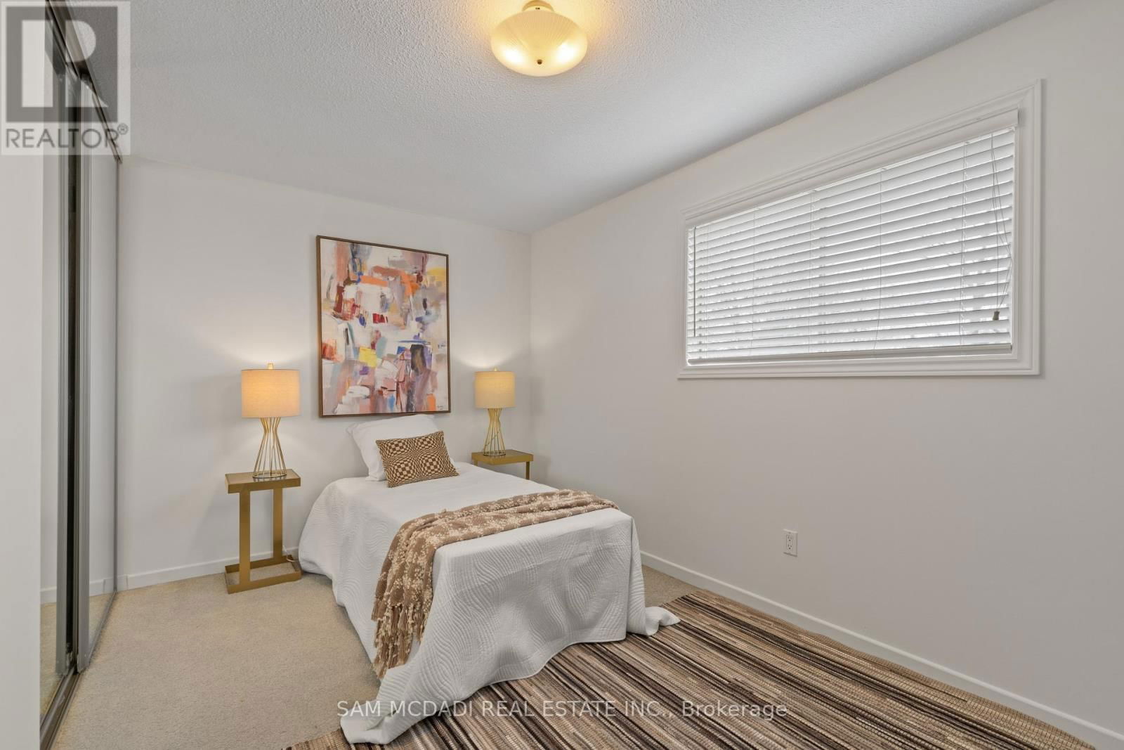 44 MADRID CRESCENT Image 20