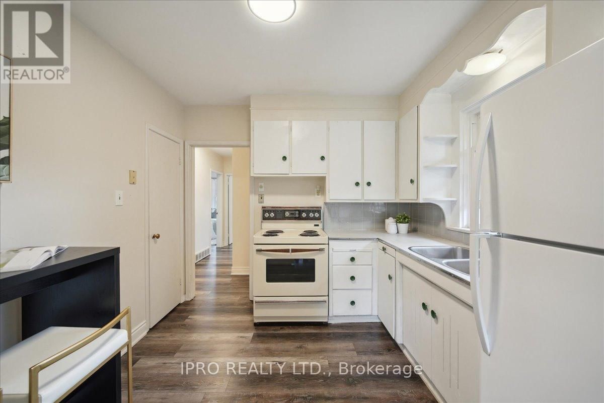 34 APPLEDALE ROAD Image 13