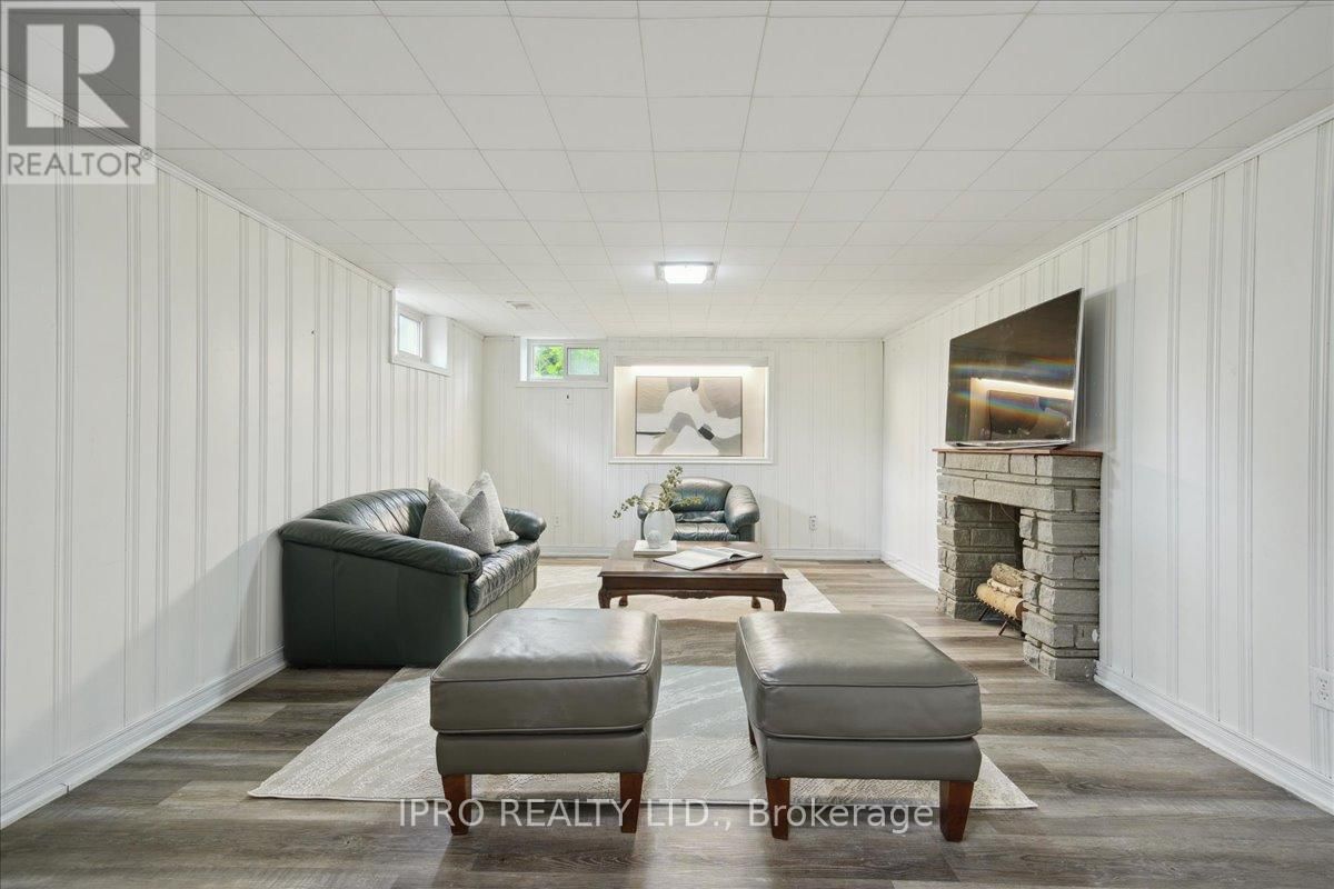 34 APPLEDALE ROAD Image 23