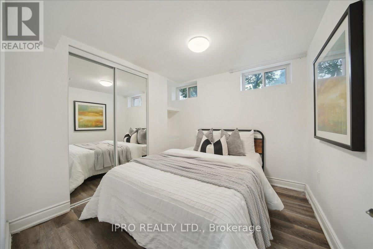 34 APPLEDALE ROAD Image 27