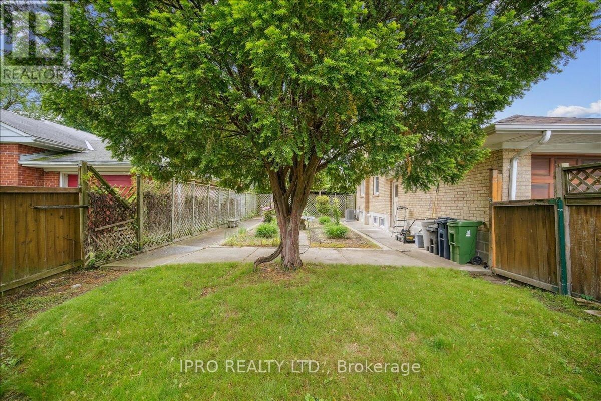 34 APPLEDALE ROAD Image 30