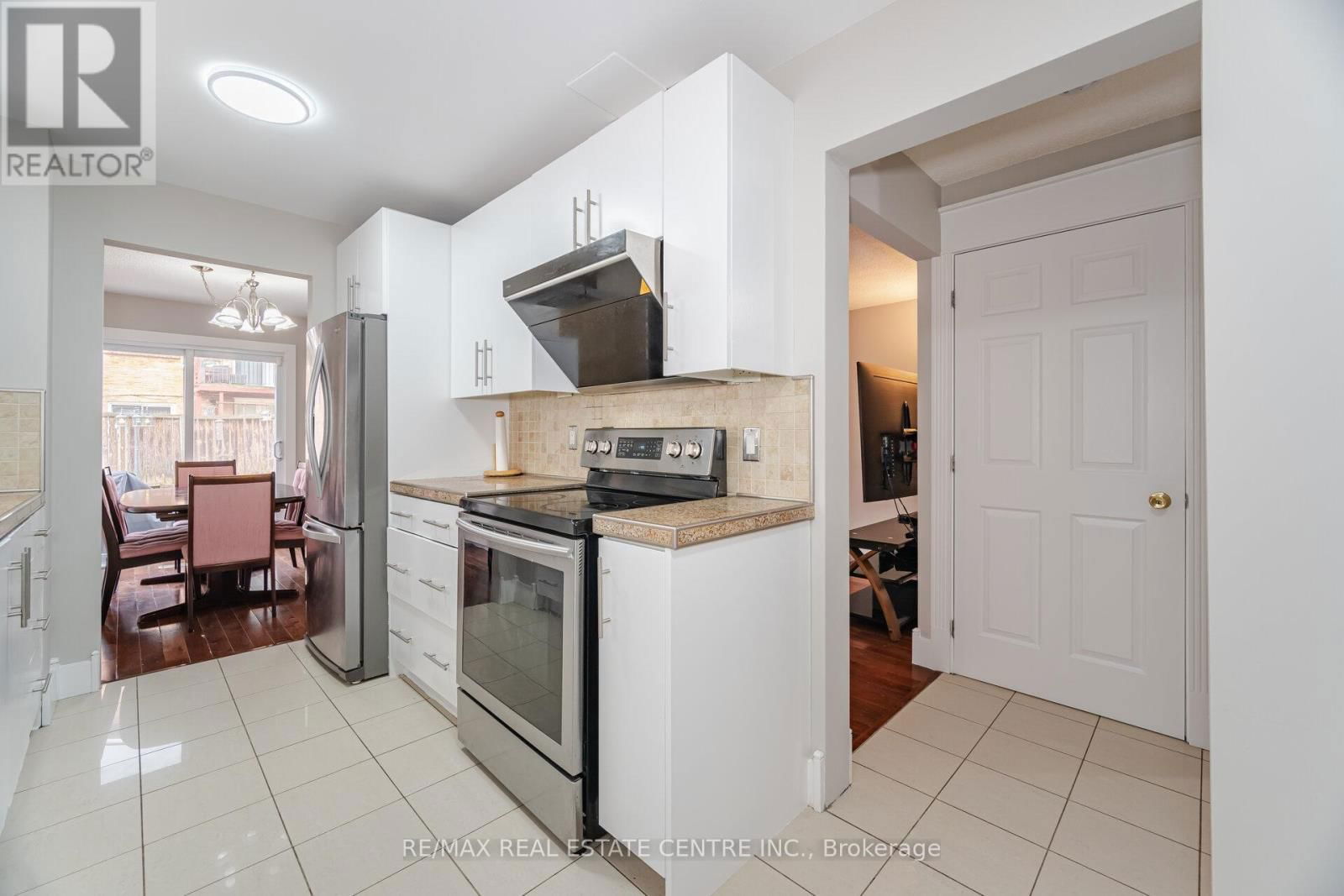 54 ROYAL PALM DRIVE Image 11