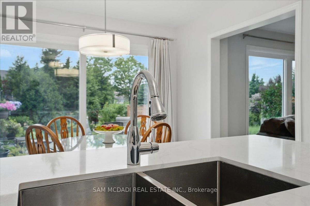3957 JANICE DRIVE Image 10