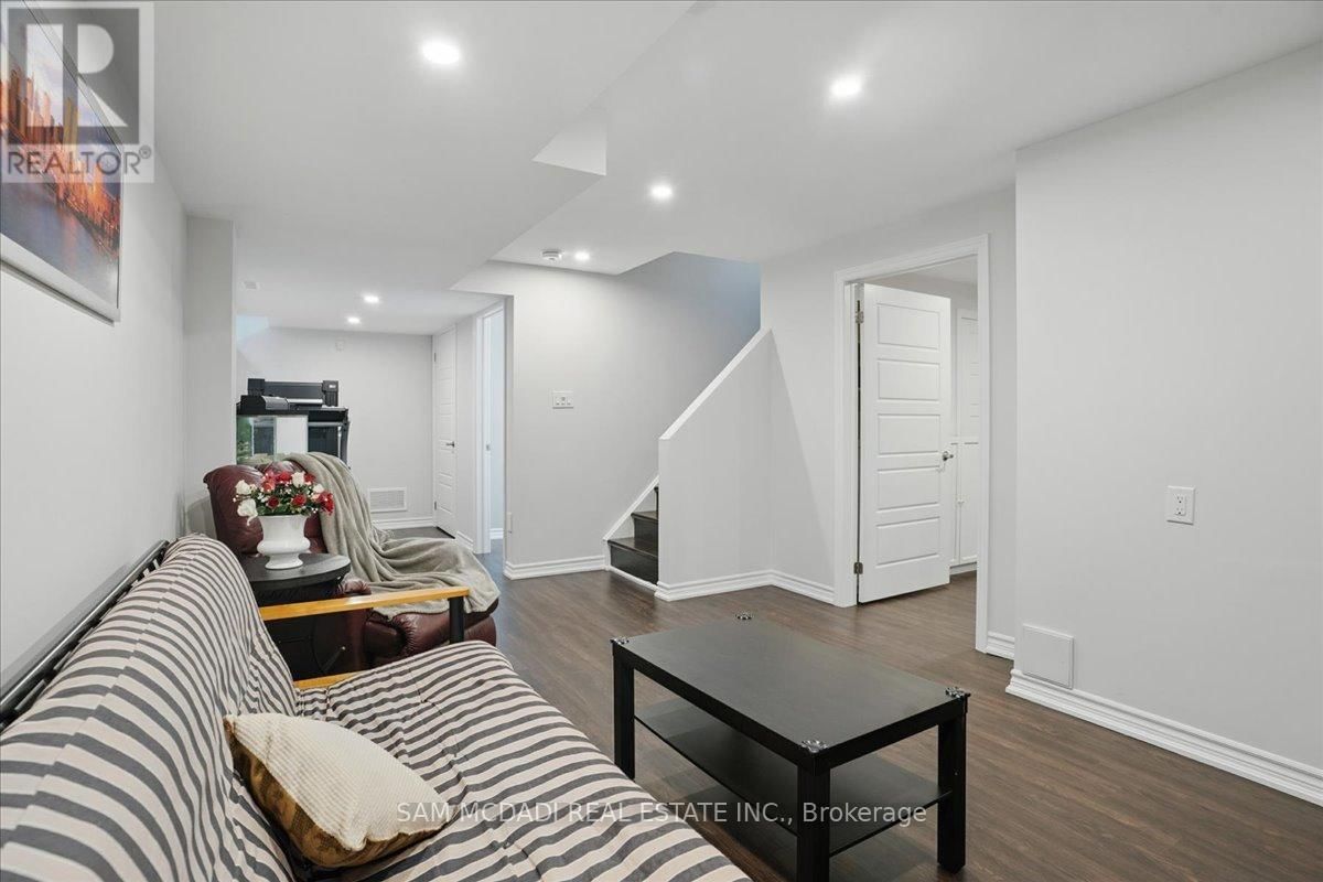 3957 JANICE DRIVE Image 25