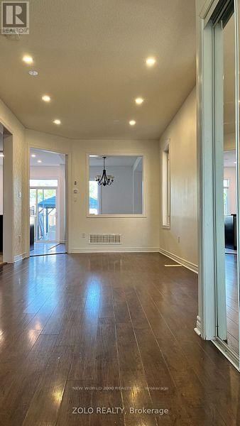 4718 CENTRETOWN WAY Image 3