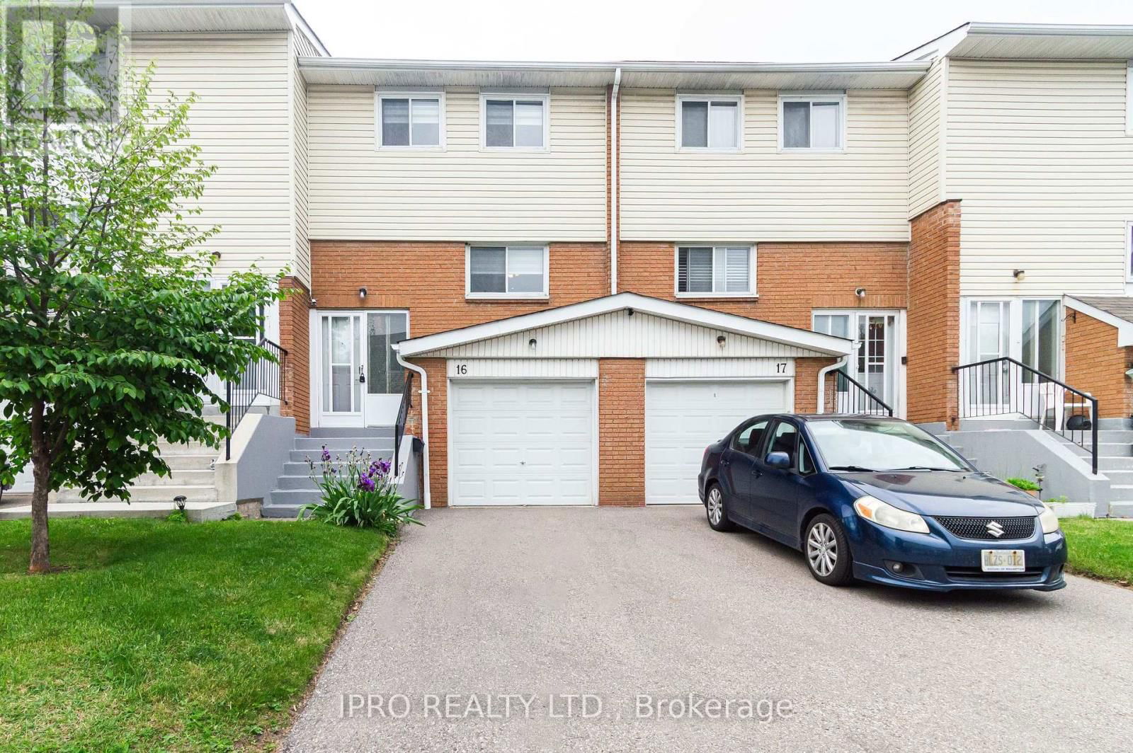 16 FRANKLIN COURT Image 1
