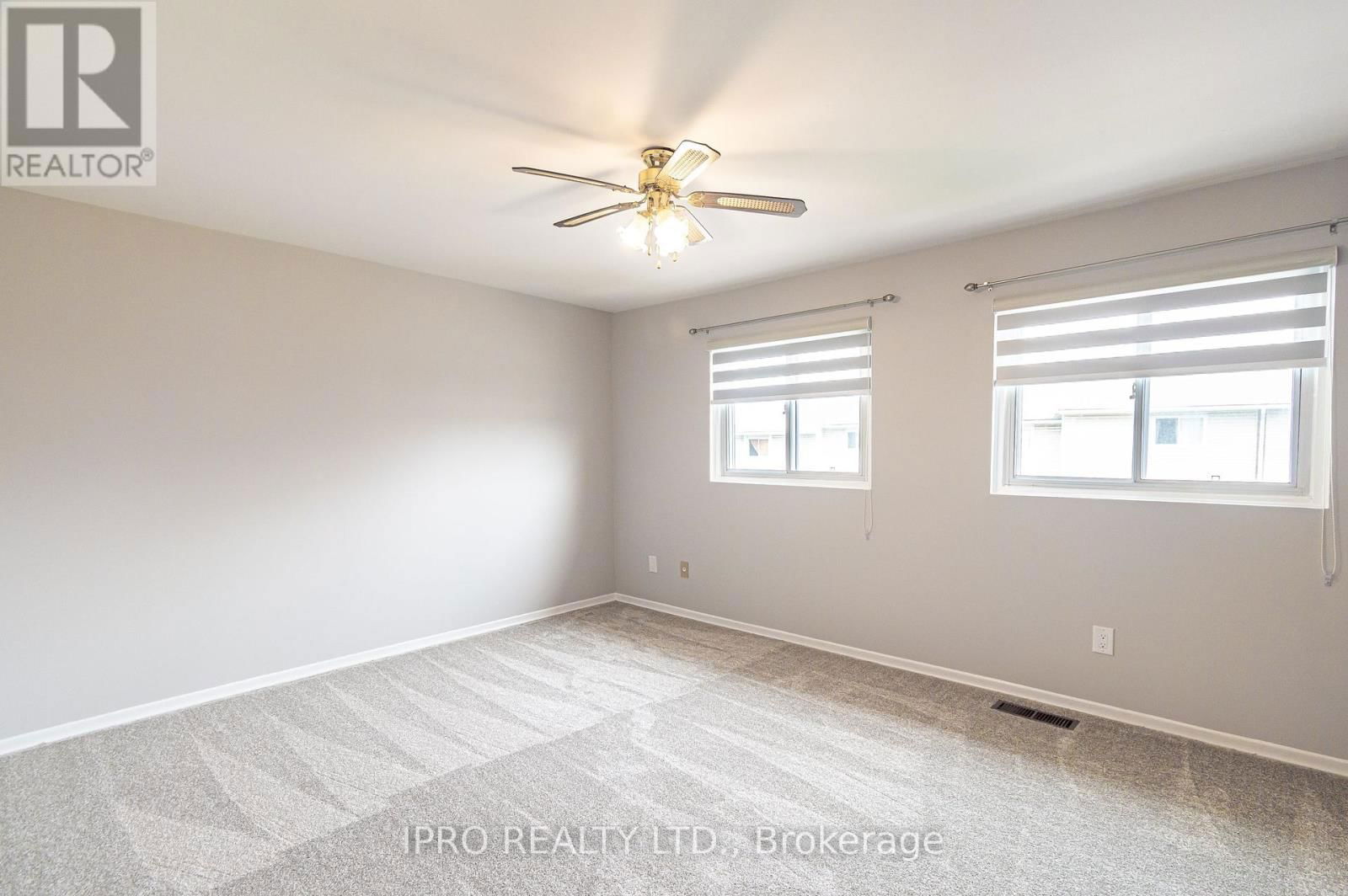 16 FRANKLIN COURT Image 12