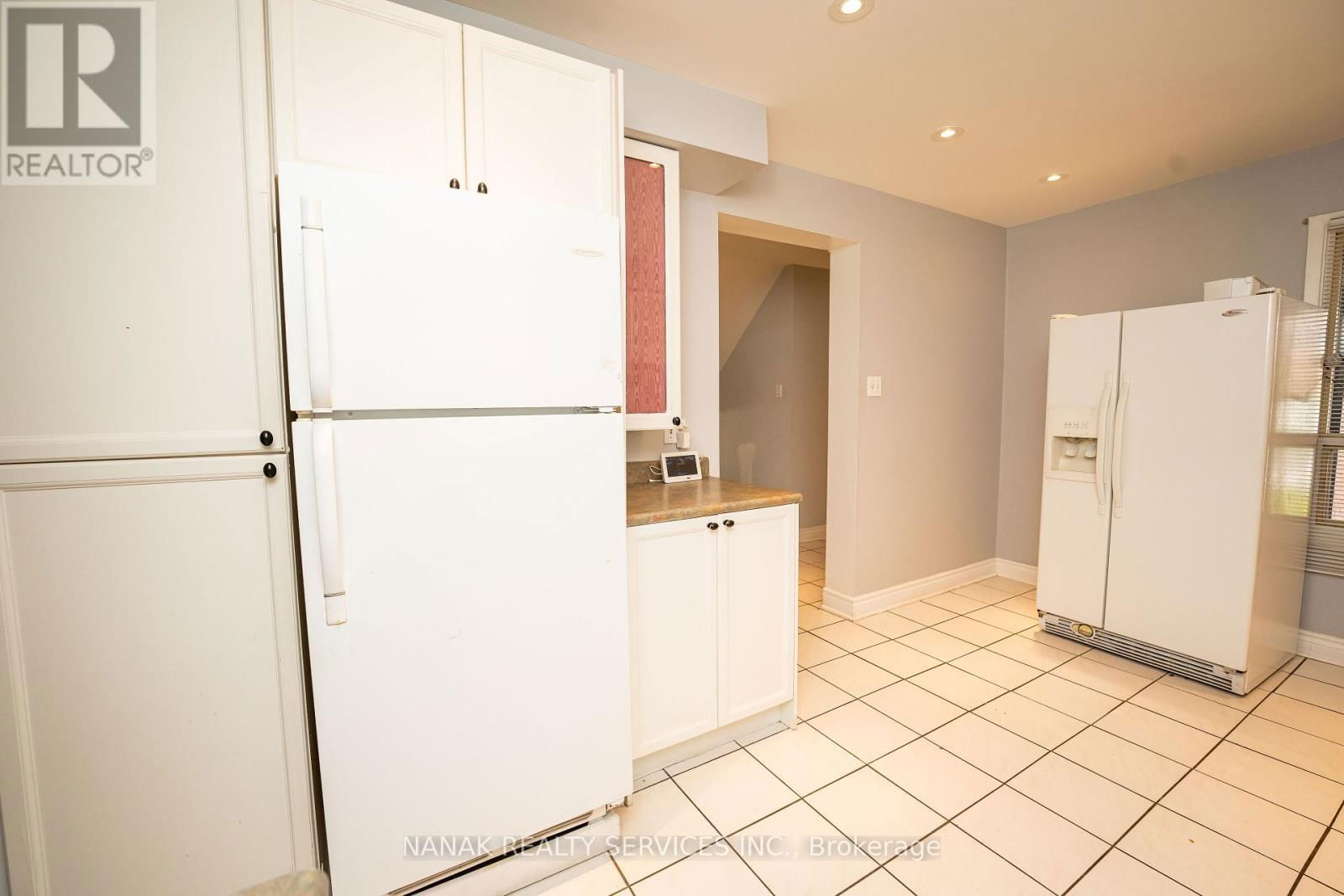 133 MURRAY ST STREET EAST Image 14